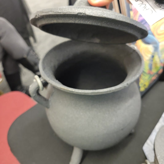 Cast Iron Cauldron 7"